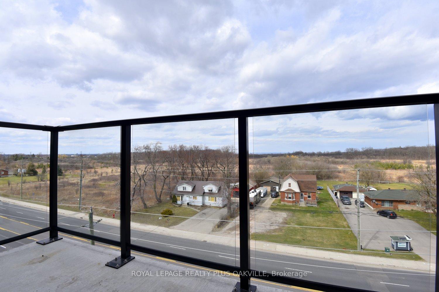 1 Bedroom Condo at 1936 Rymal, Hamilton For sale