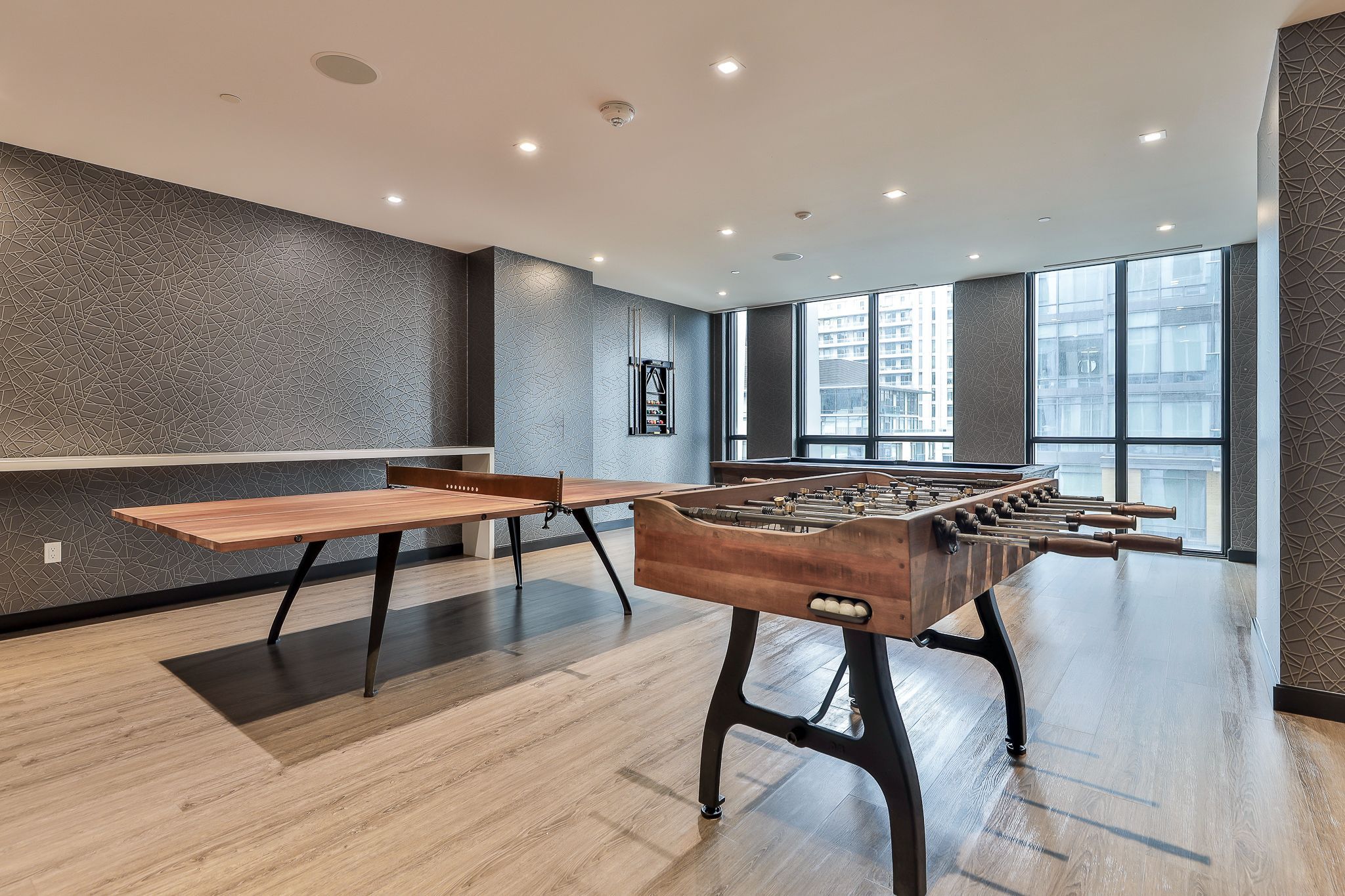 1 Yorkville Avenue 4503