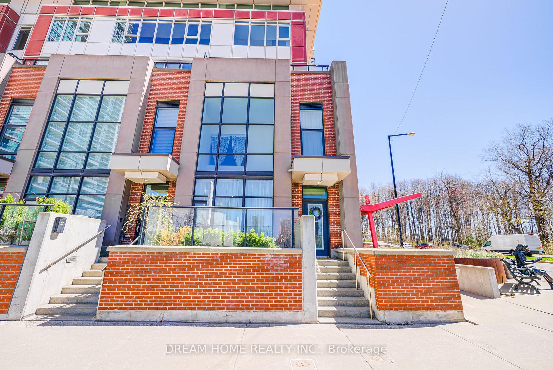3 Bedrooms Condo at 1 Town Centre, Toronto For sale