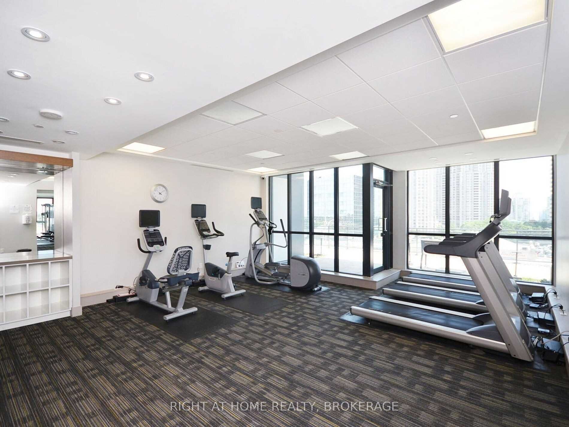 75 Eglinton Ave W Avenue, #1705