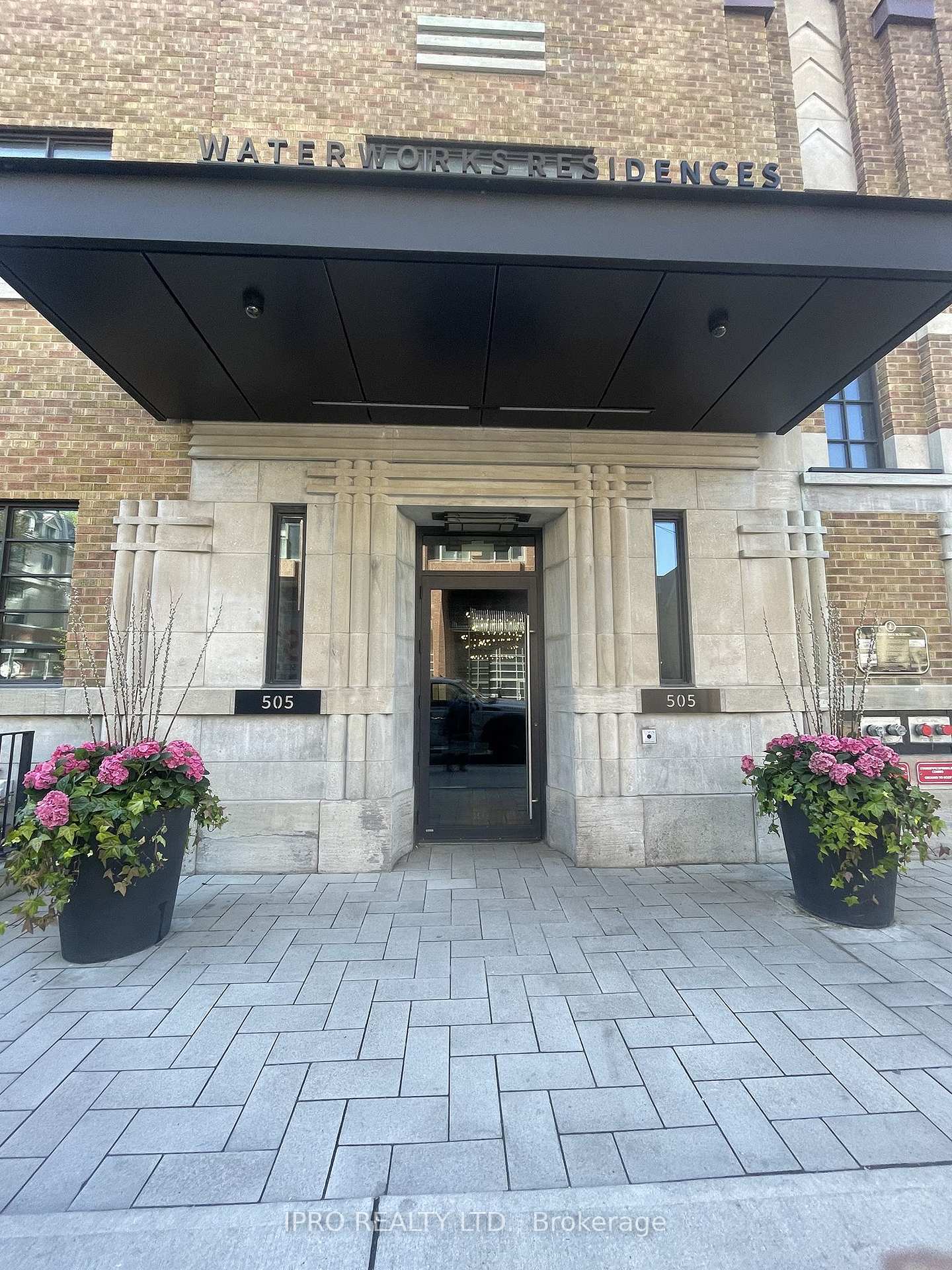 Listing image