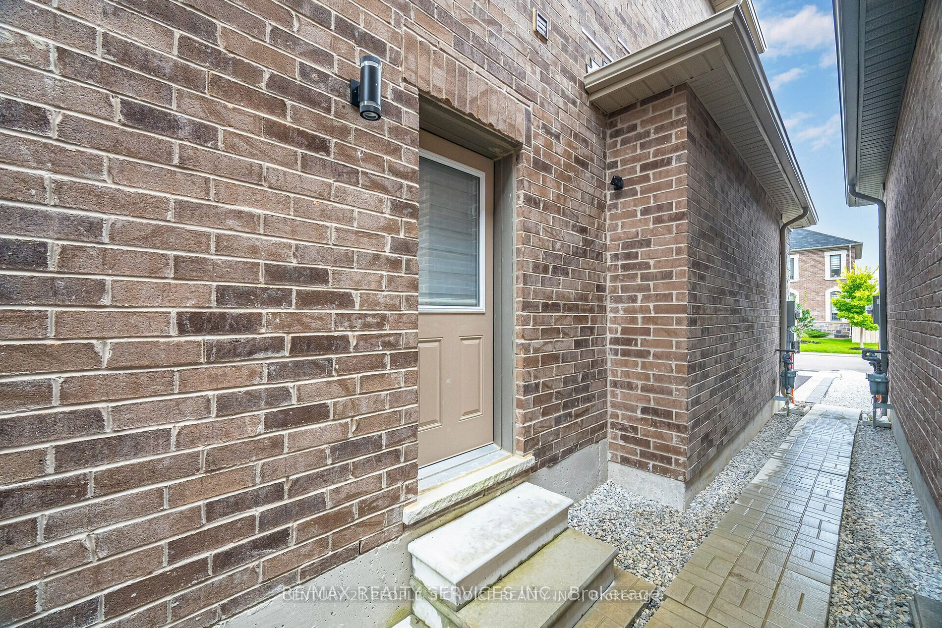 53 Ash Hill Avenue