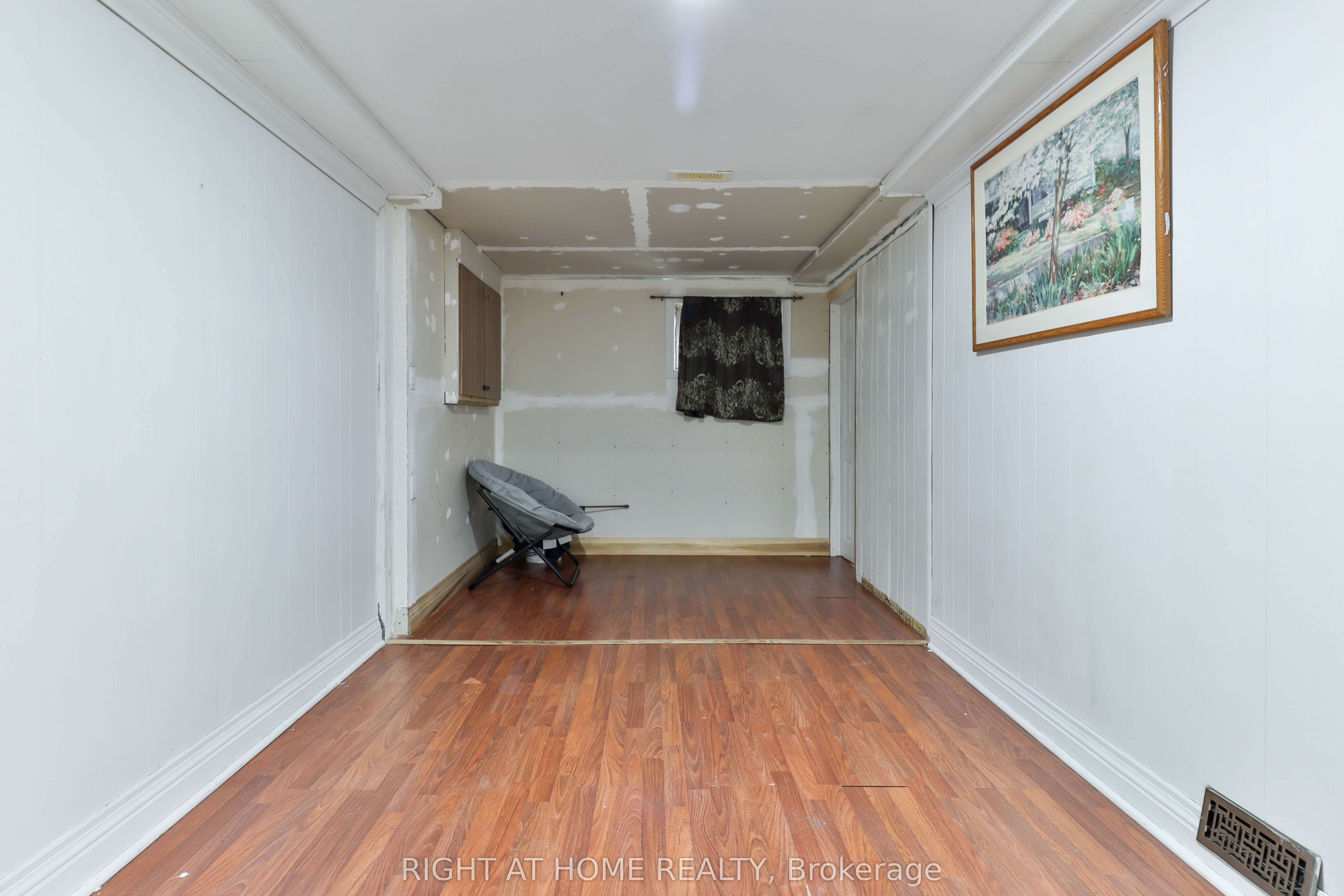 14 Midden Crescent, Toronto, ON M9R 3L8