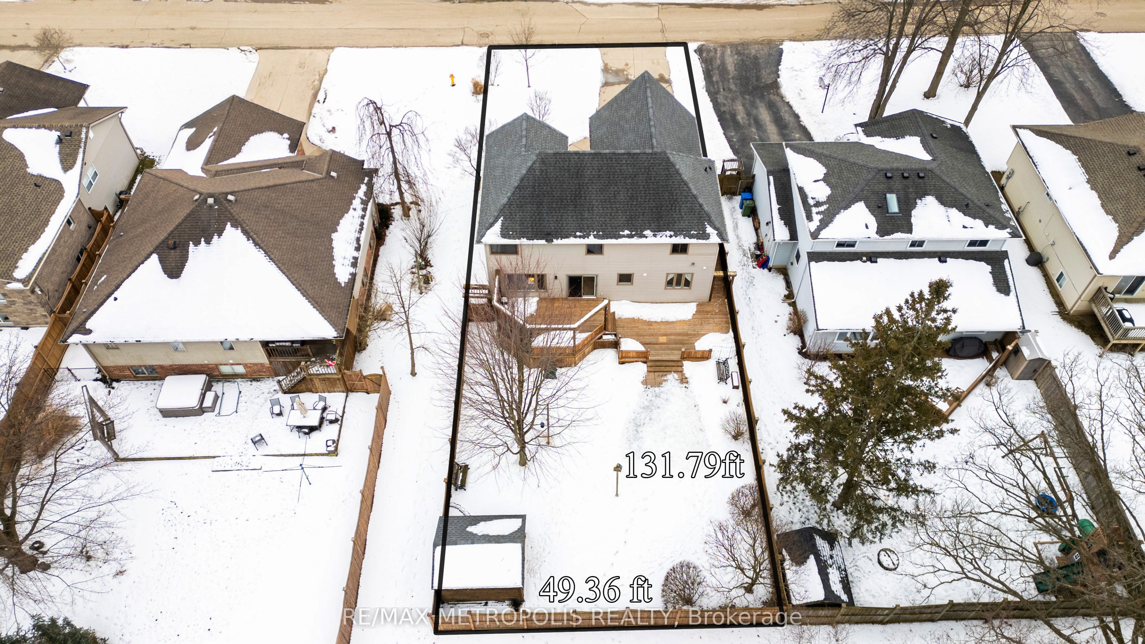 501 Brooke Street, Plympton-Wyoming, ON N0N 1T0