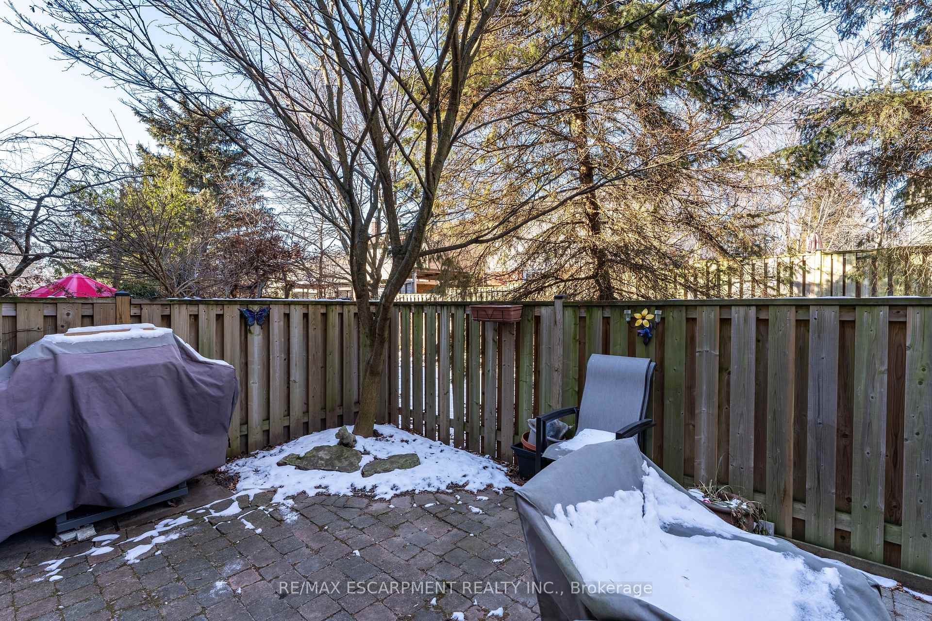 3 Bedrooms Condo at 79 Braeheid,  Hamilton For sale