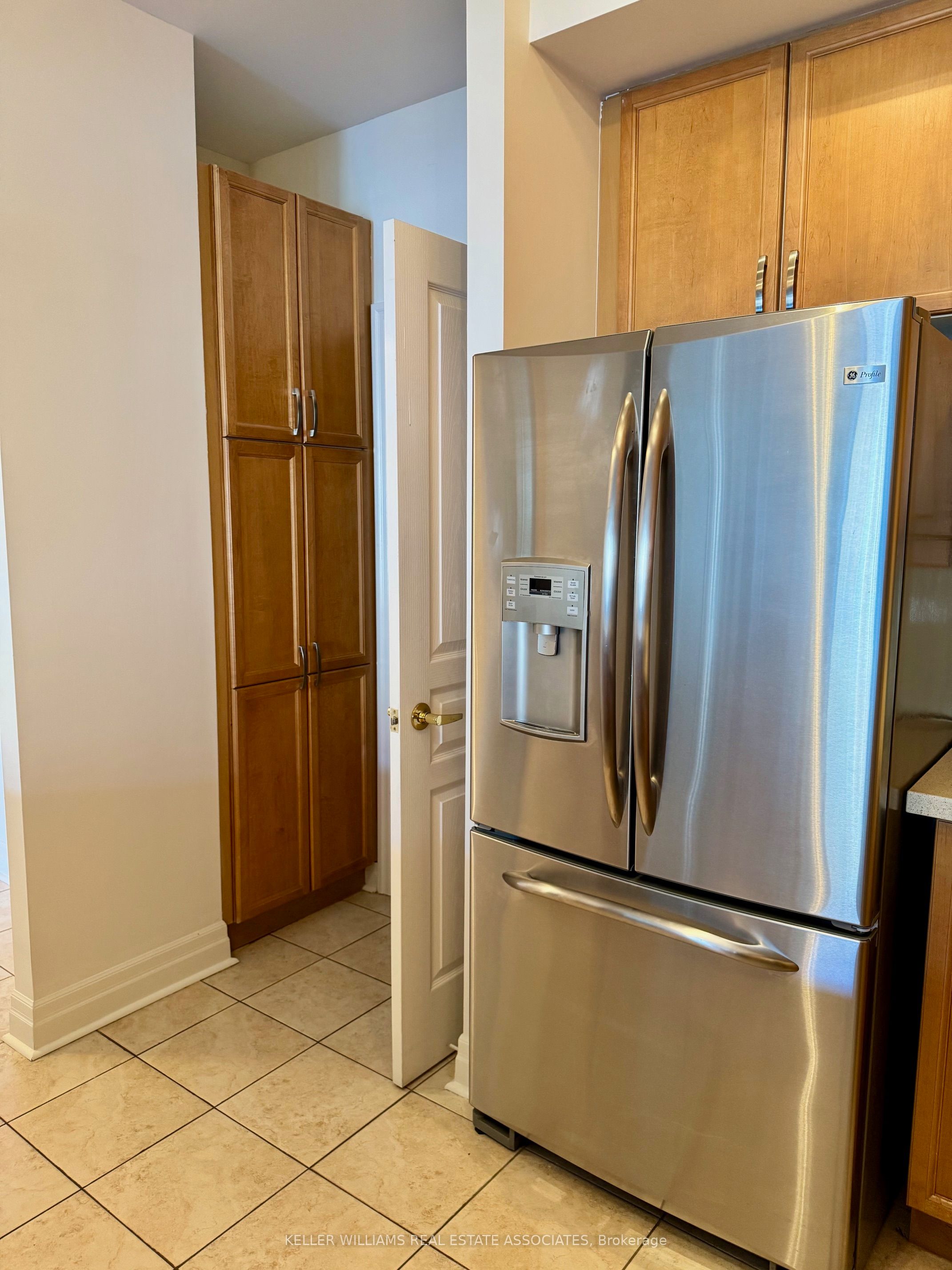 80 Port Street E, #208