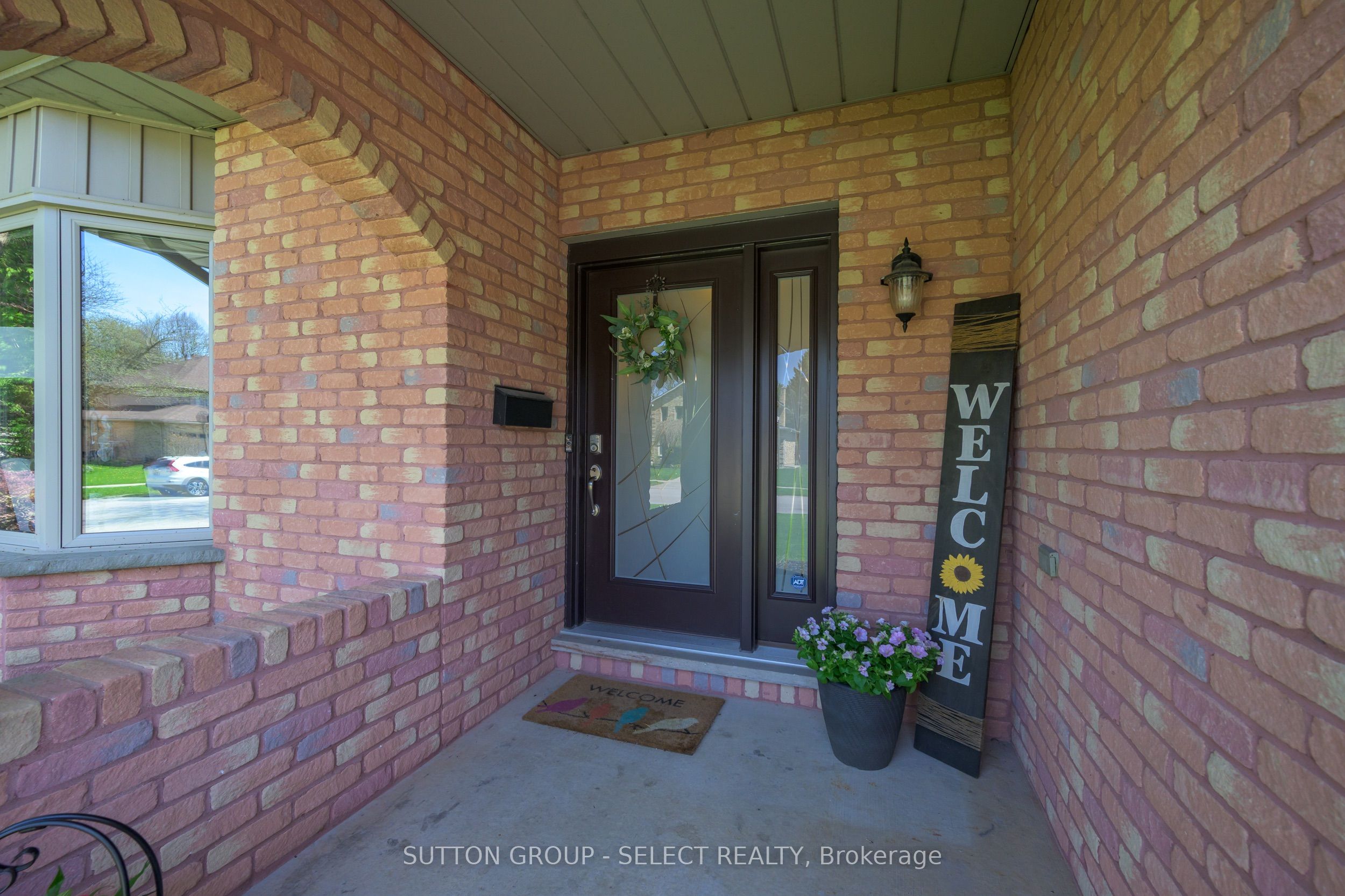 19 Donnybrook Road, London North, MI N5X 3C7