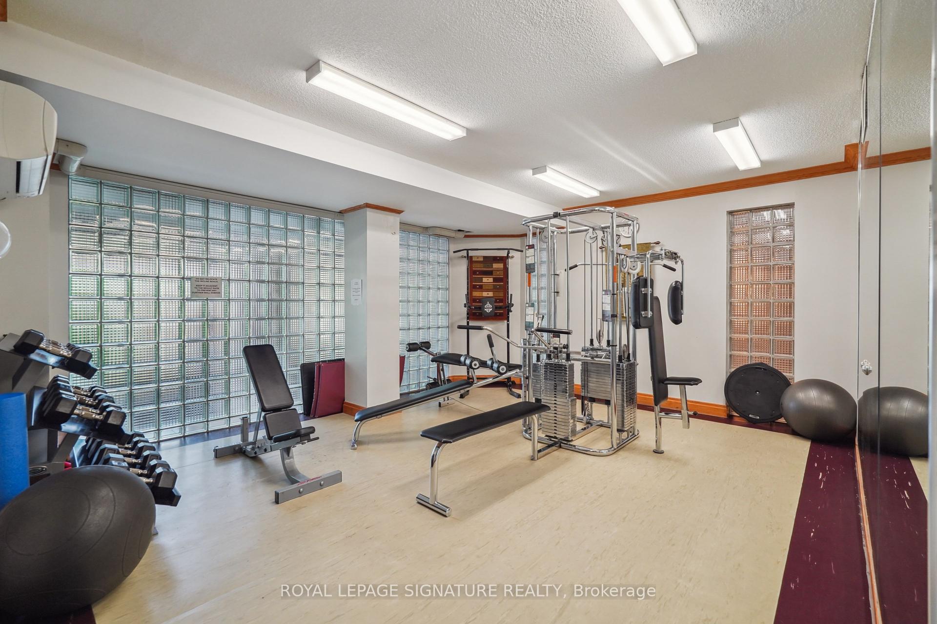 2 Bedrooms Condo at 271 Ridley, Toronto For sale
