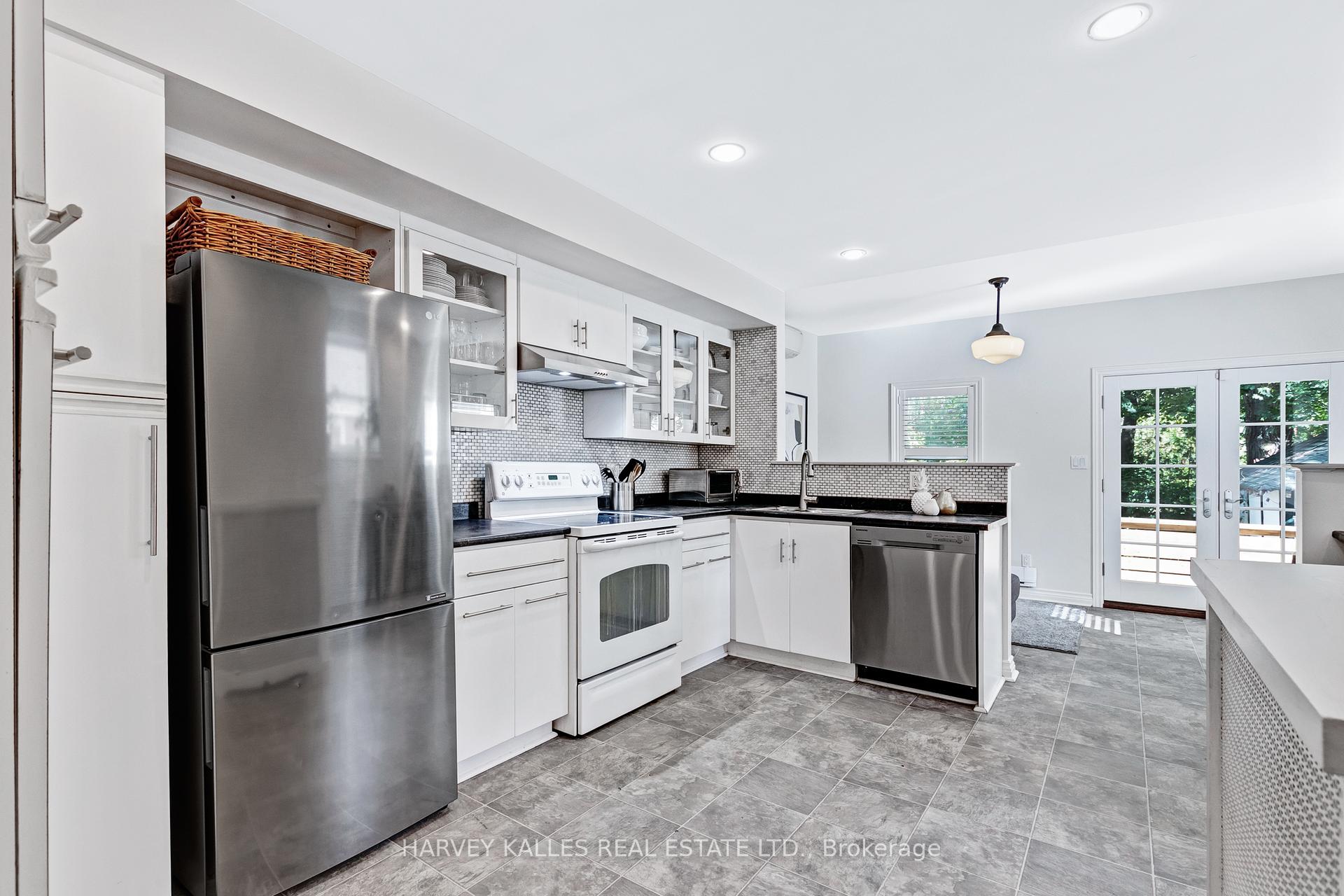 311 Rosewell Avenue