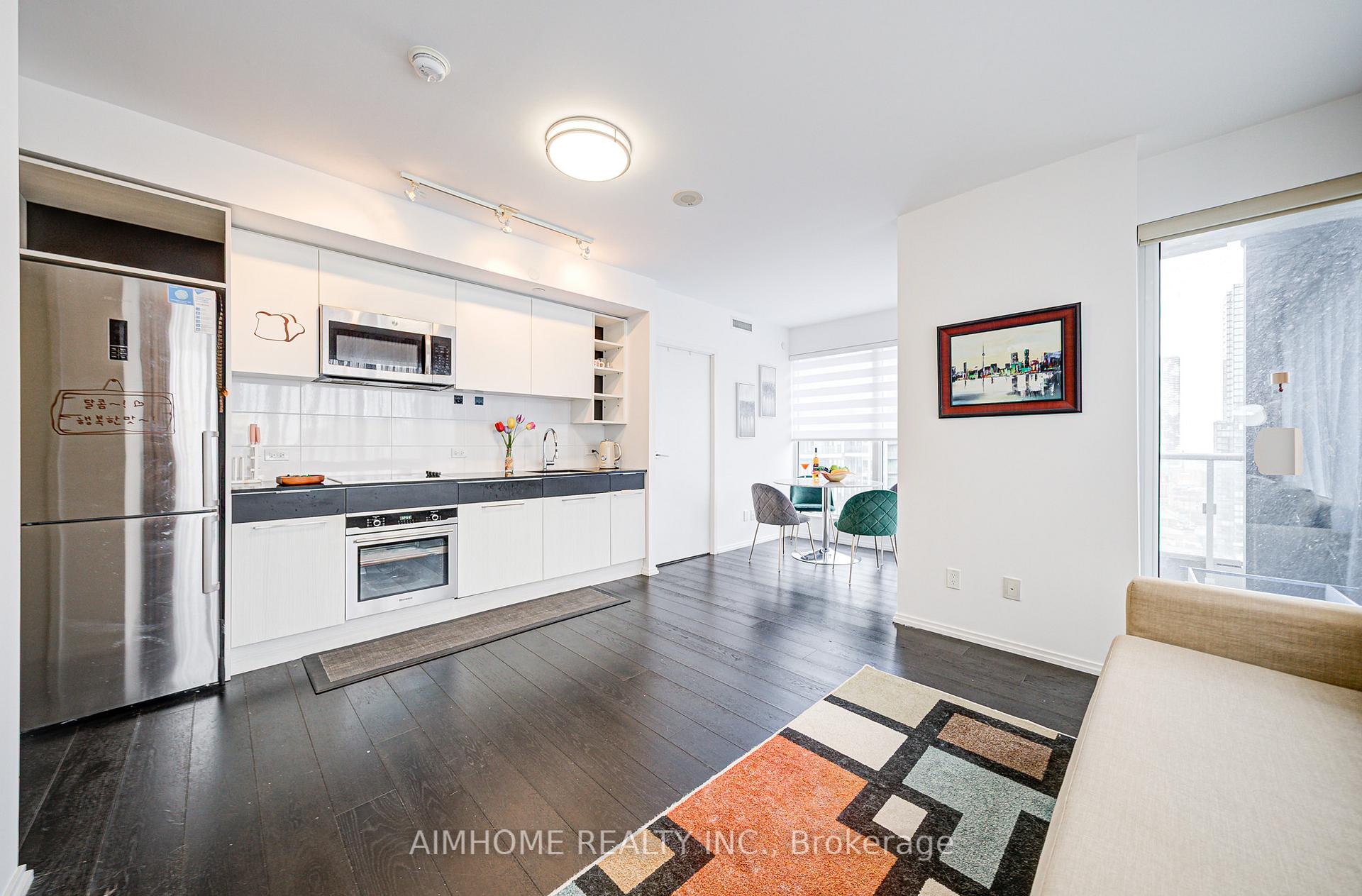 2 Bedrooms Condo at 68 Shuter, Toronto For sale