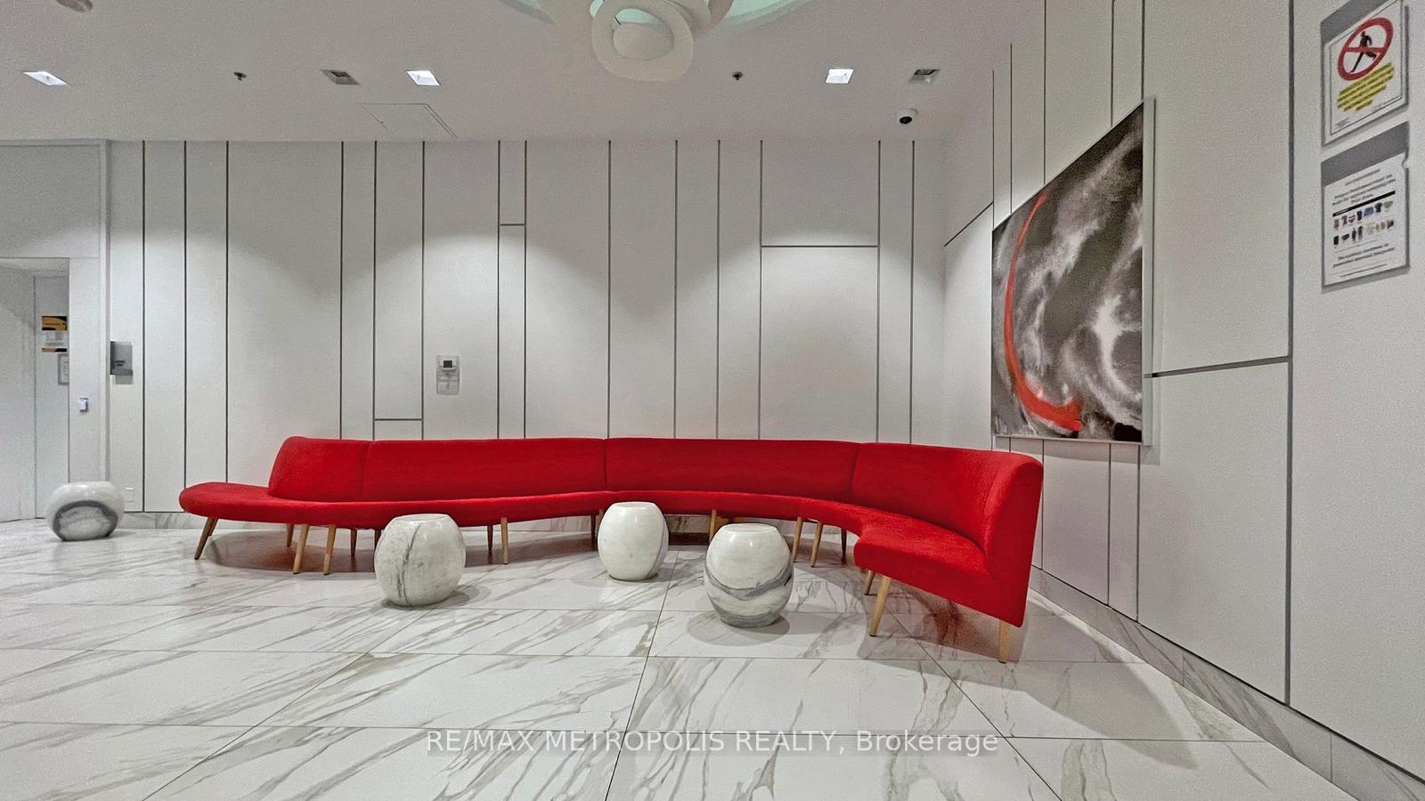 2 Bedrooms Condo at 12 York,  Toronto For sale