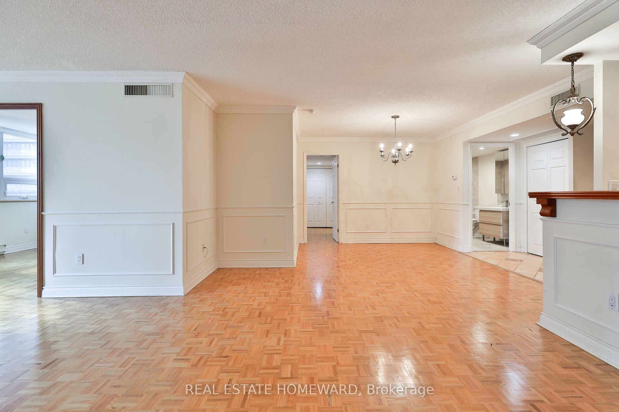 #1405 - 71 Charles Street, Toronto, ON M4Y 2T3