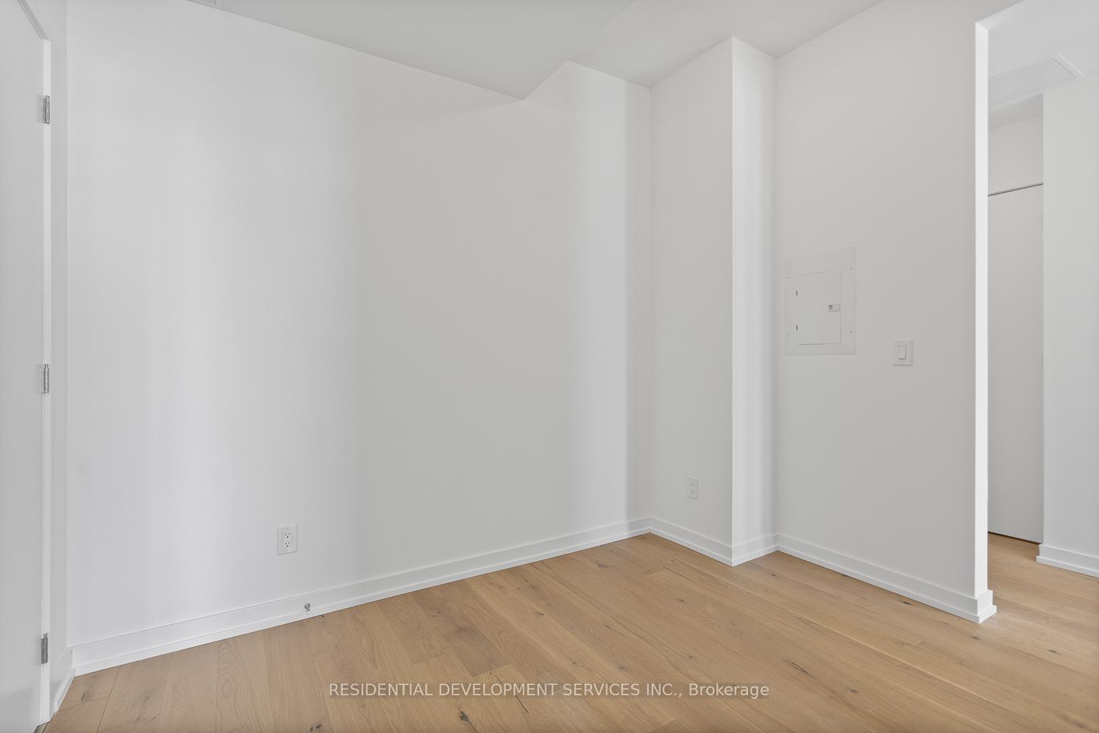 3 Bedrooms Condo at 3100 Keele,  Toronto For sale