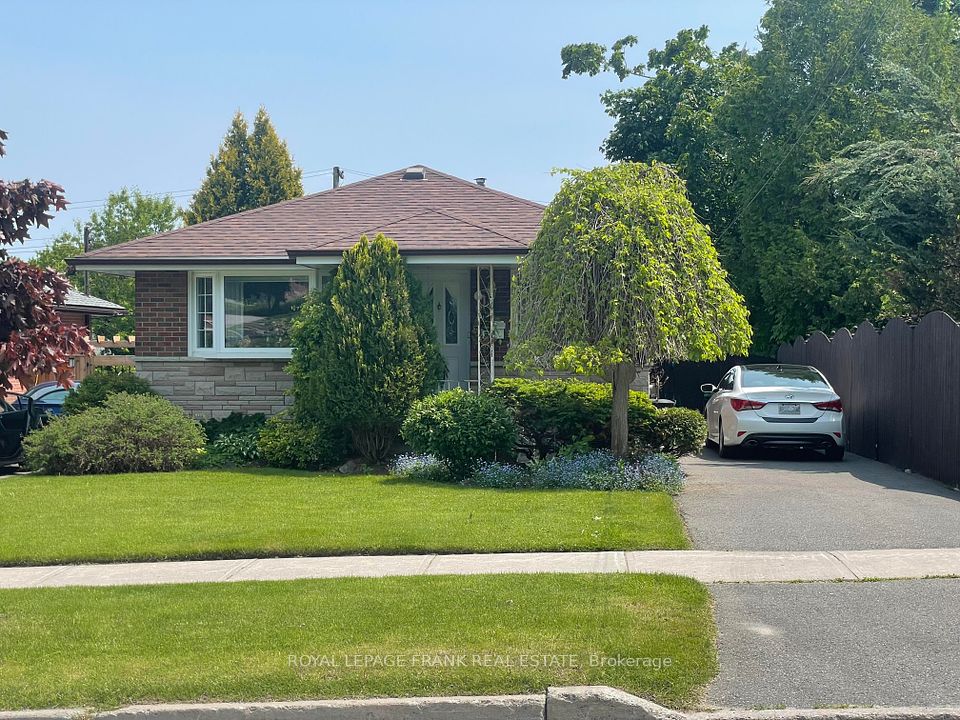 385 Bellevue