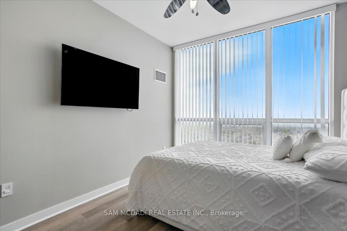 2 Bedrooms Condo at 3975 Grand Park, Mississauga For sale
