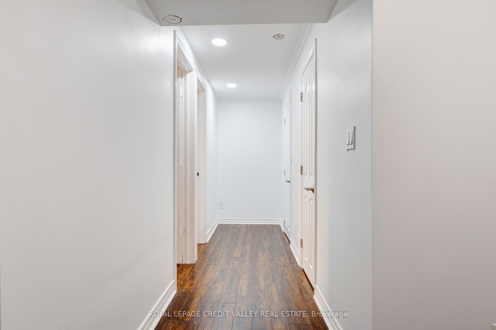 3212 Valmarie Avenue, #Basement