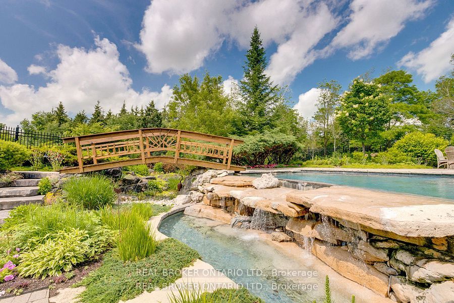 13701 4th Line, Milton, ON N0B 2K0