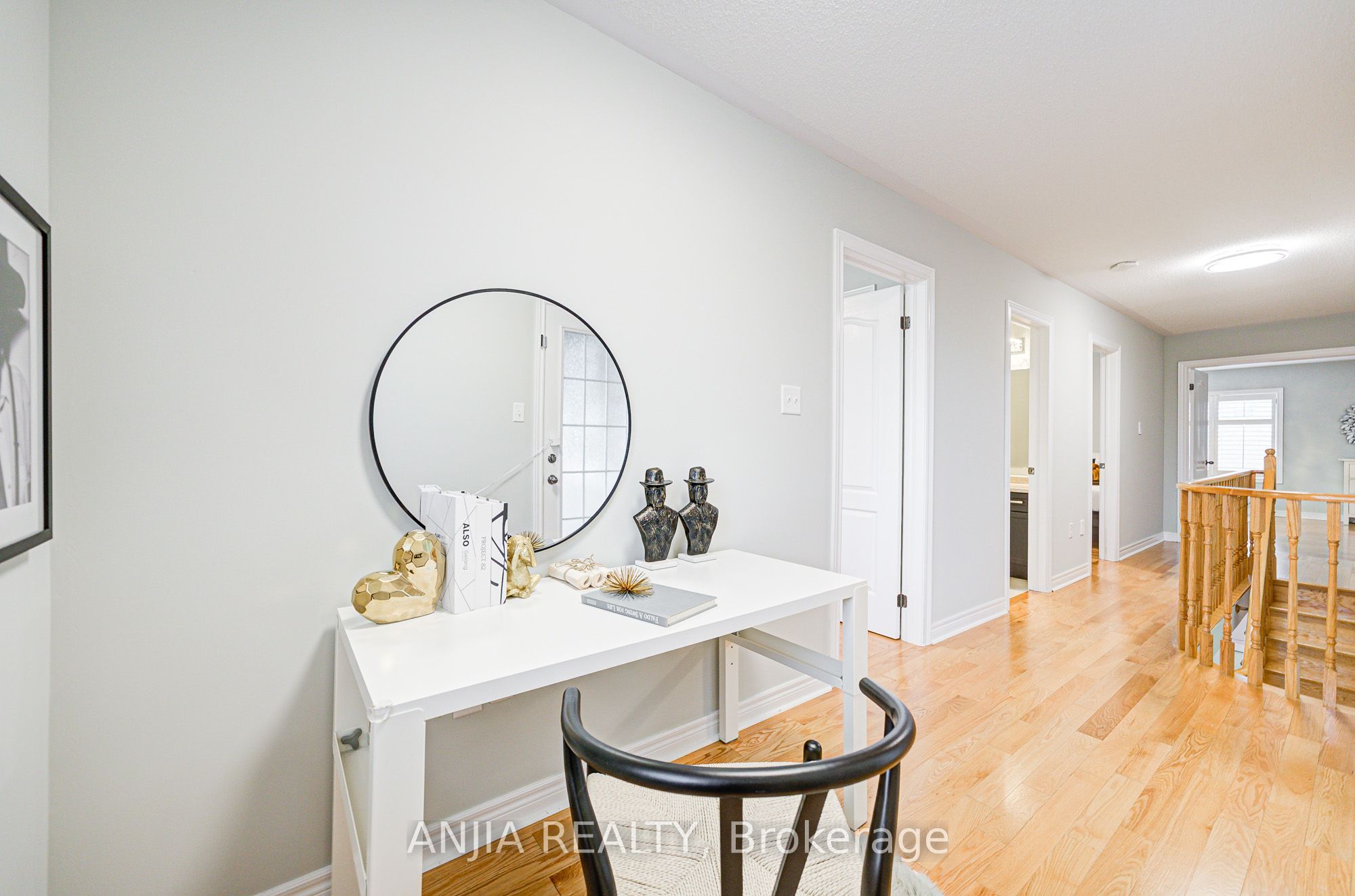 9 Desjardin Drive