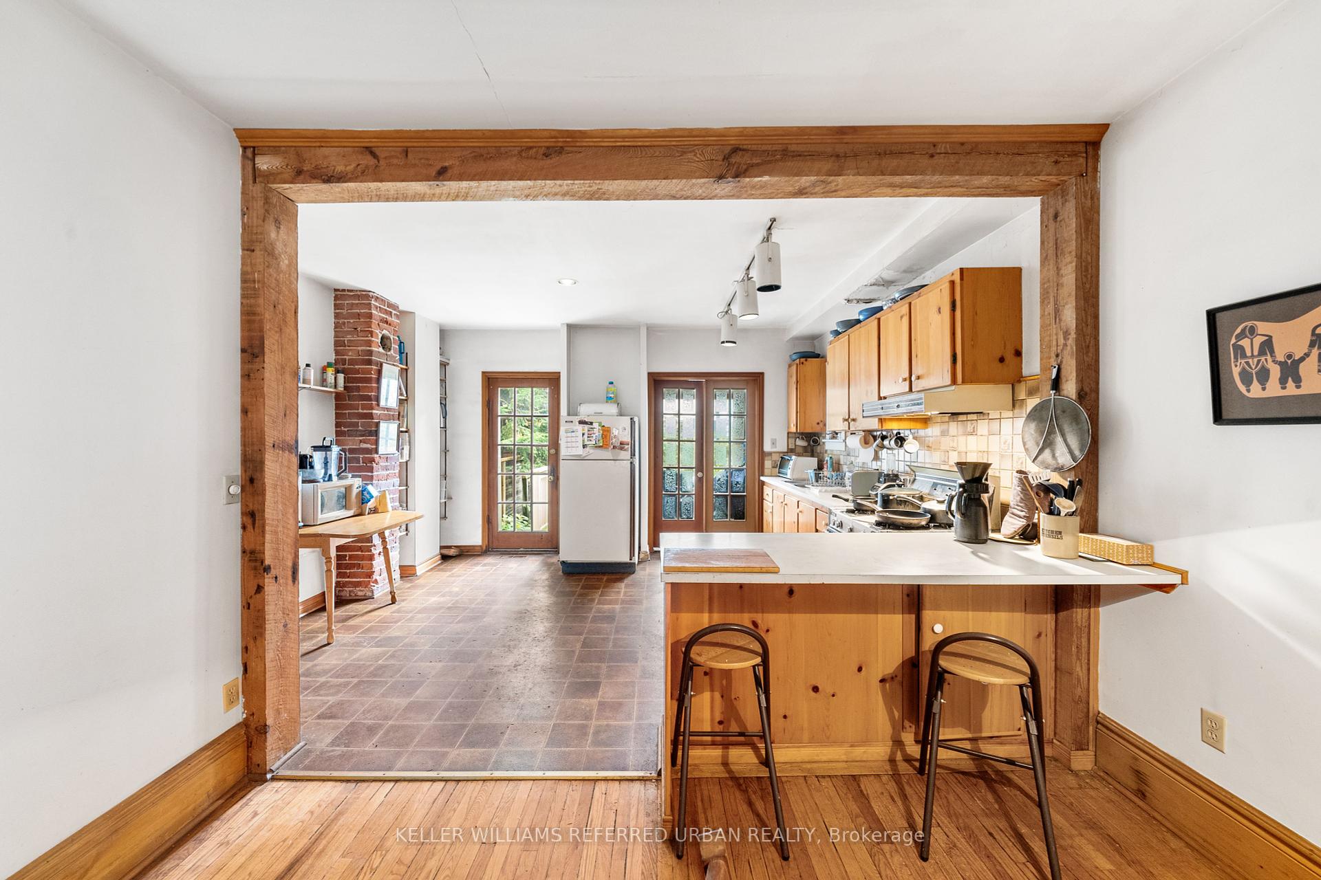 Listing image