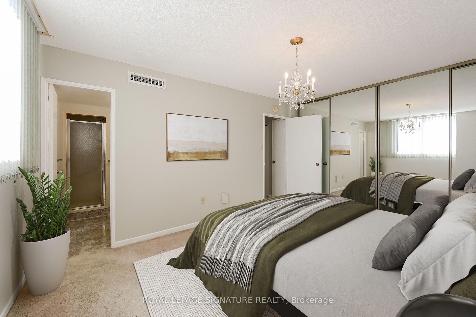 3 Bedrooms Condo at 812 Burnhamthorpe,  Toronto For sale