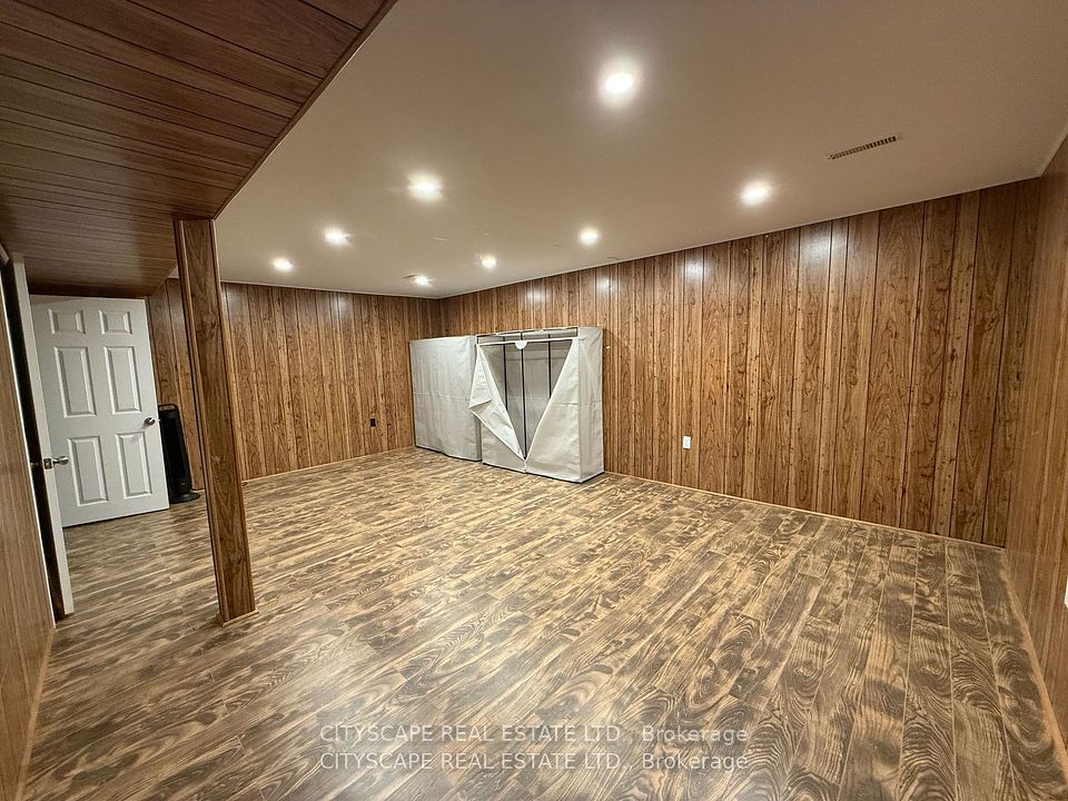 2101 Millway Gate, Mississauga, ON L5L 1R2