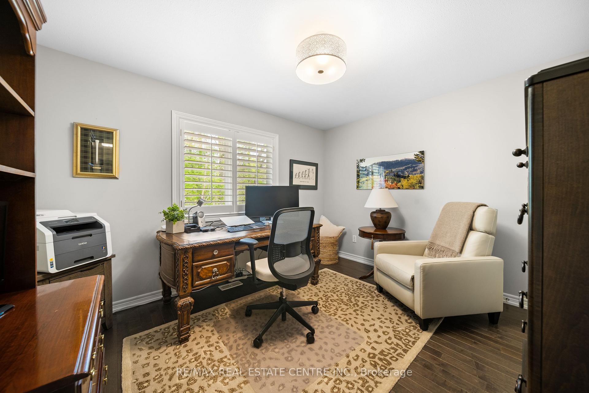 3 Bedrooms Condo at 441 Stonehenge, Hamilton For sale
