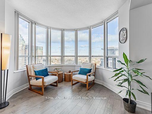 3 Bedrooms Condo at 15 Northtown, Toronto For sale