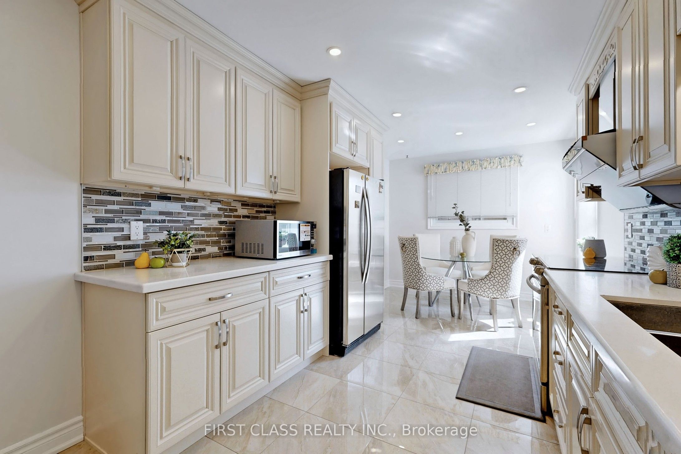 60 Dawn Hill Trail