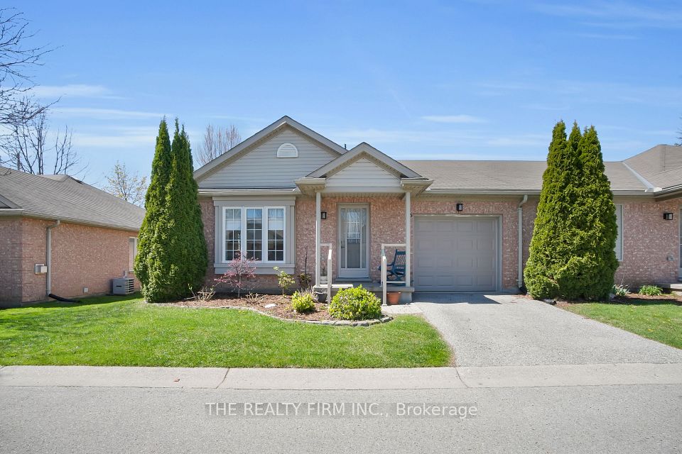 #16 - 601 Grenfell Drive, London North, ON N5X 4E4