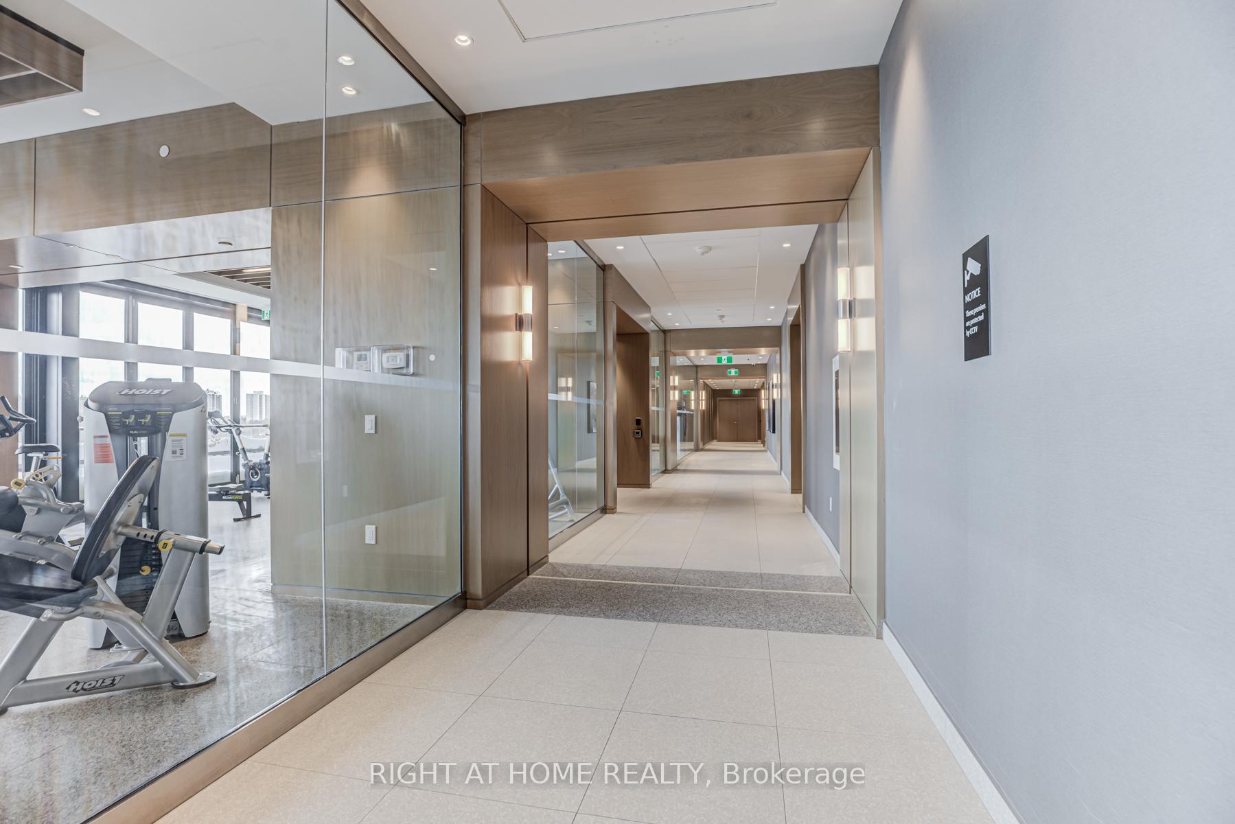 2 Bedrooms Condo at 575 Bloor,  Toronto For sale