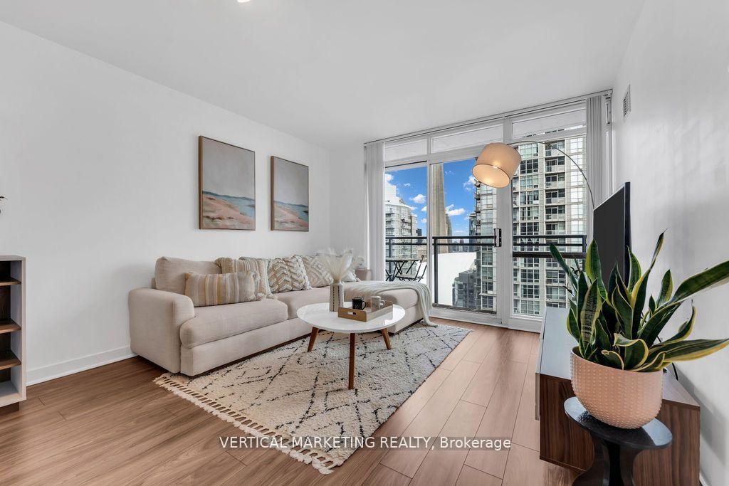 2 Bedrooms Condo at 11 Brunel, Toronto For sale