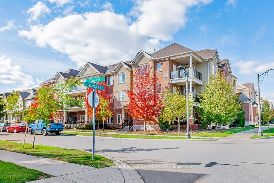 Property at #305 - 277 Gatwick Drive, Oakville, ON L6H 0K7