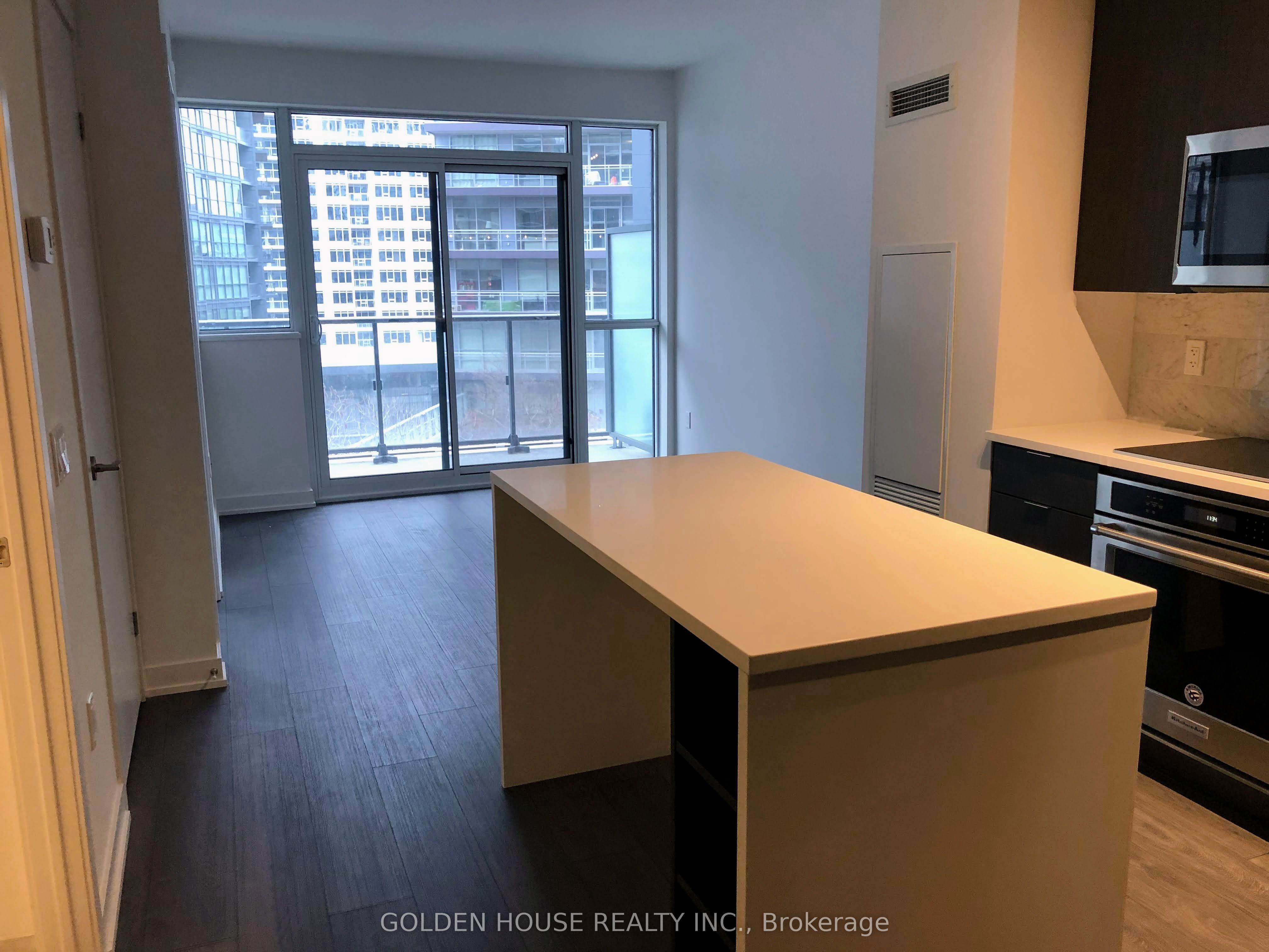 38 iannuzzi Street, #1007