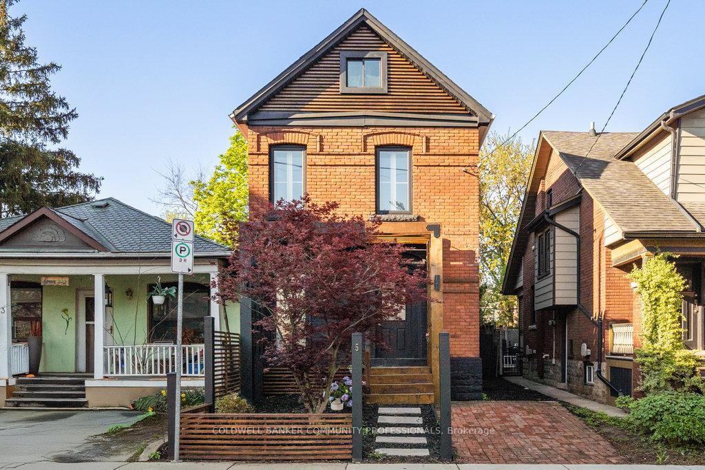 5 Pine Street, Hamilton, ON L8P 2A2