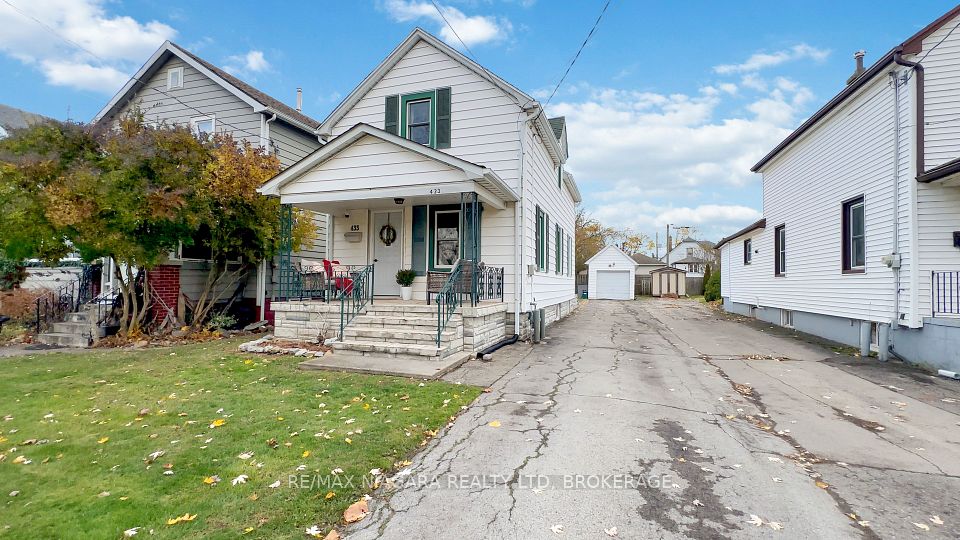 433 Davis