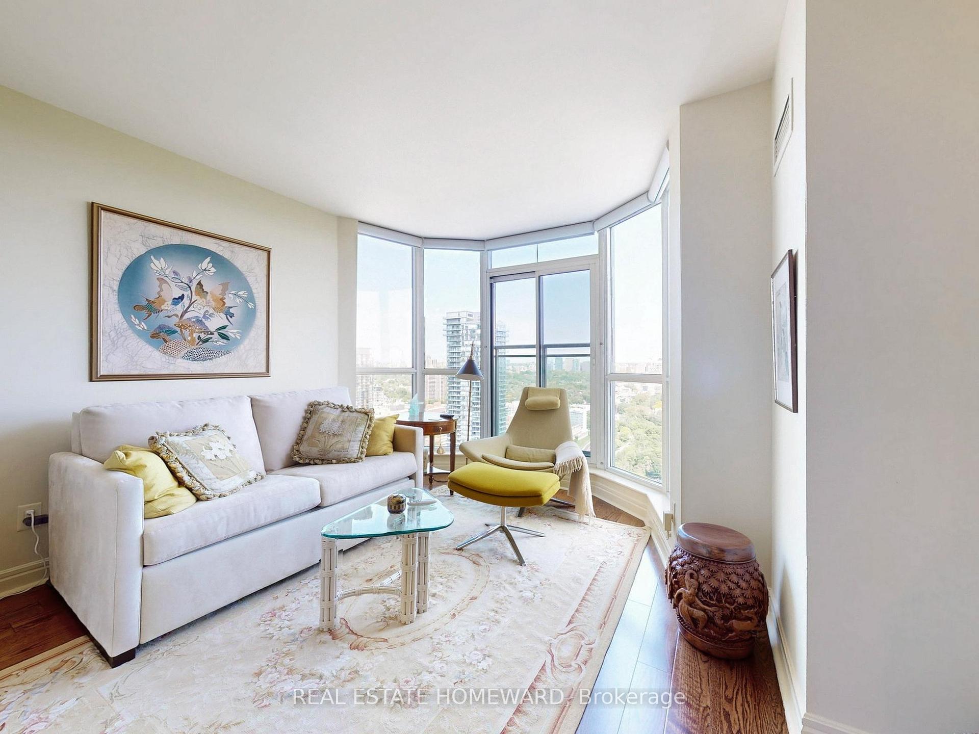 2 Bedrooms Condo at 8 Park, Toronto For sale