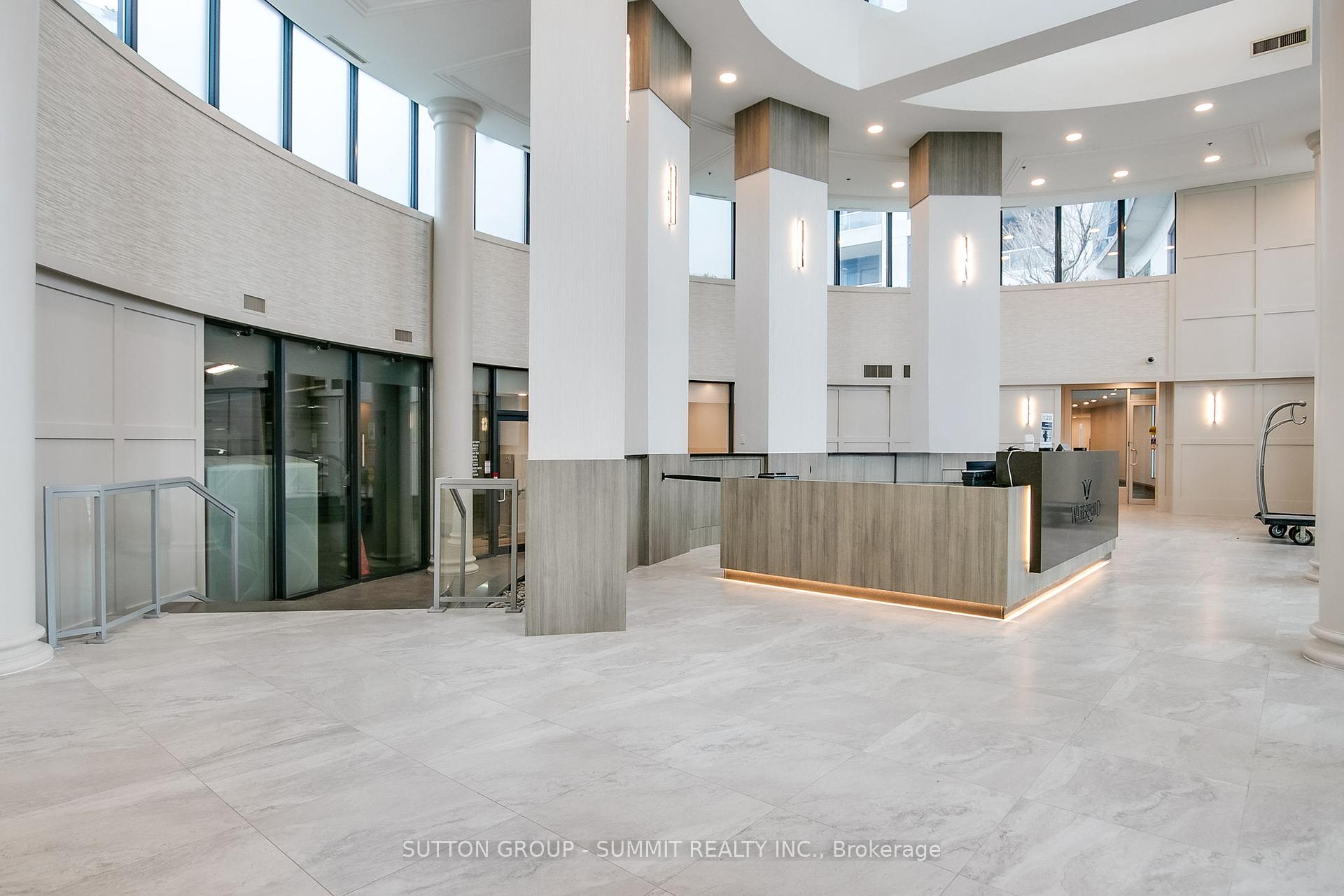 2 Bedrooms Condo at 2083 Lake Shore, Toronto For sale