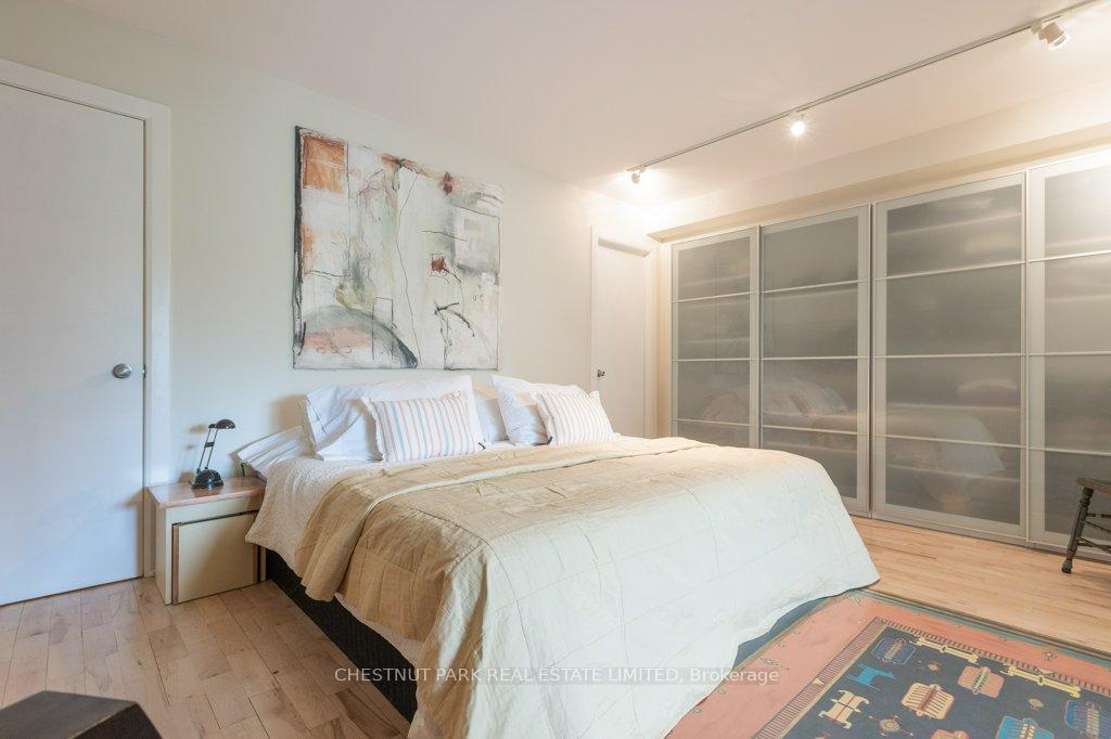 2 Bedrooms Condo at 2012 Queen, Toronto For sale