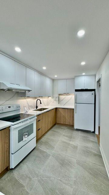 2 Bedrooms Condo at 725 Don Mills, Toronto For sale