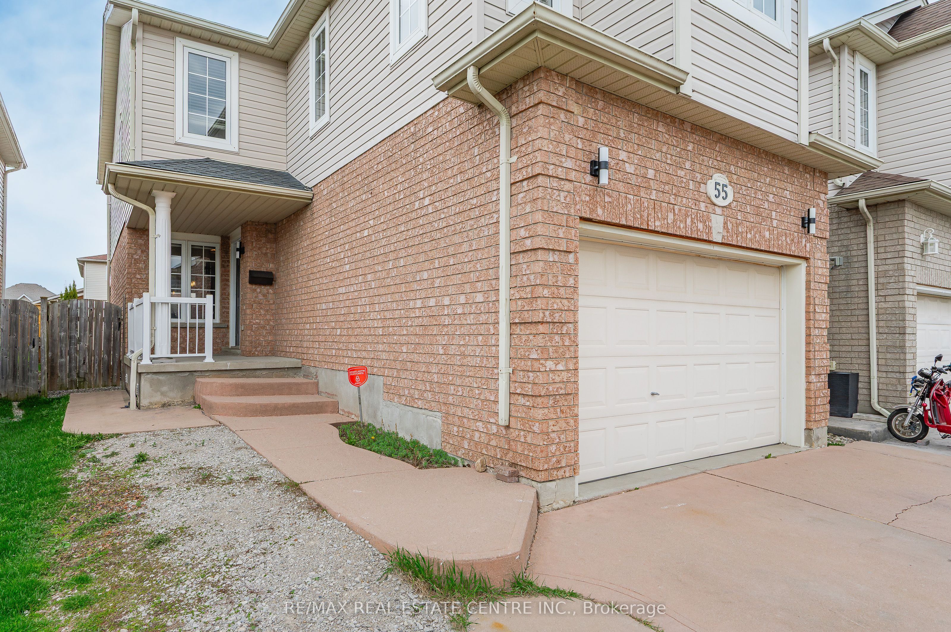 55 LILYWOOD Drive, Cambridge, ON N1P 1G9
