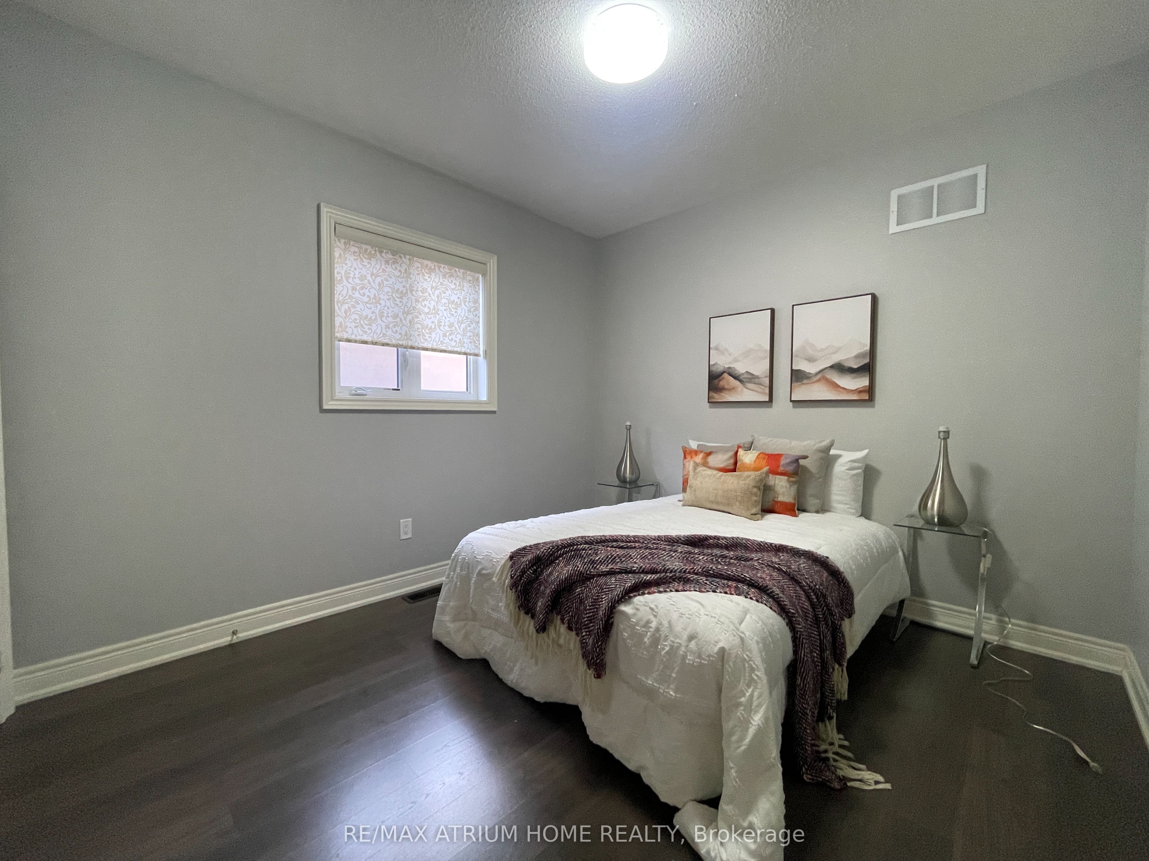 127 Maple Ridge Crescent, Markham, ON L6E 1T9