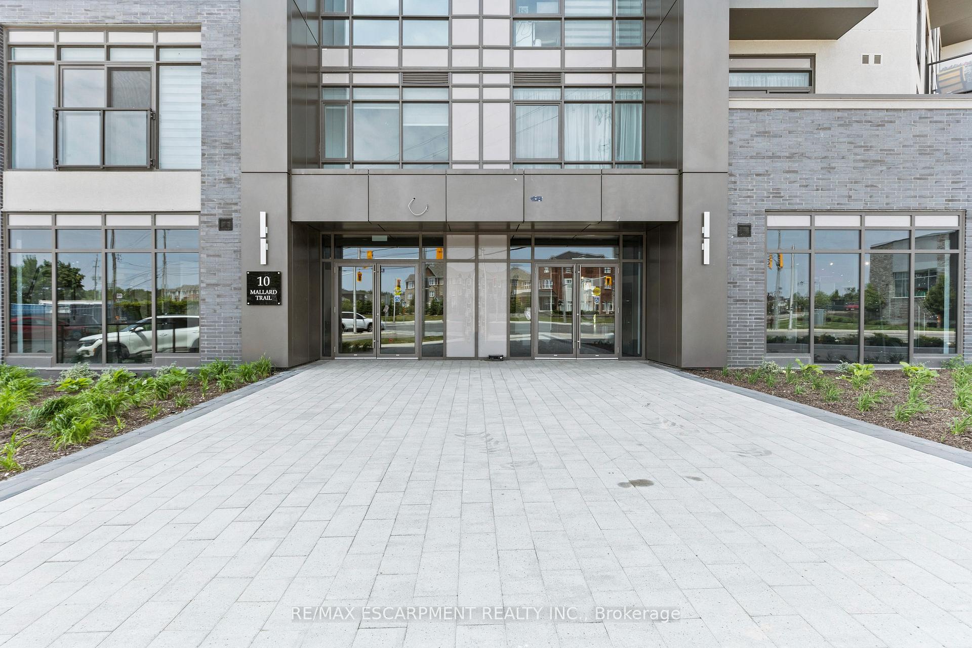 1 Bedroom Condo at 10 Mallard, Hamilton For sale