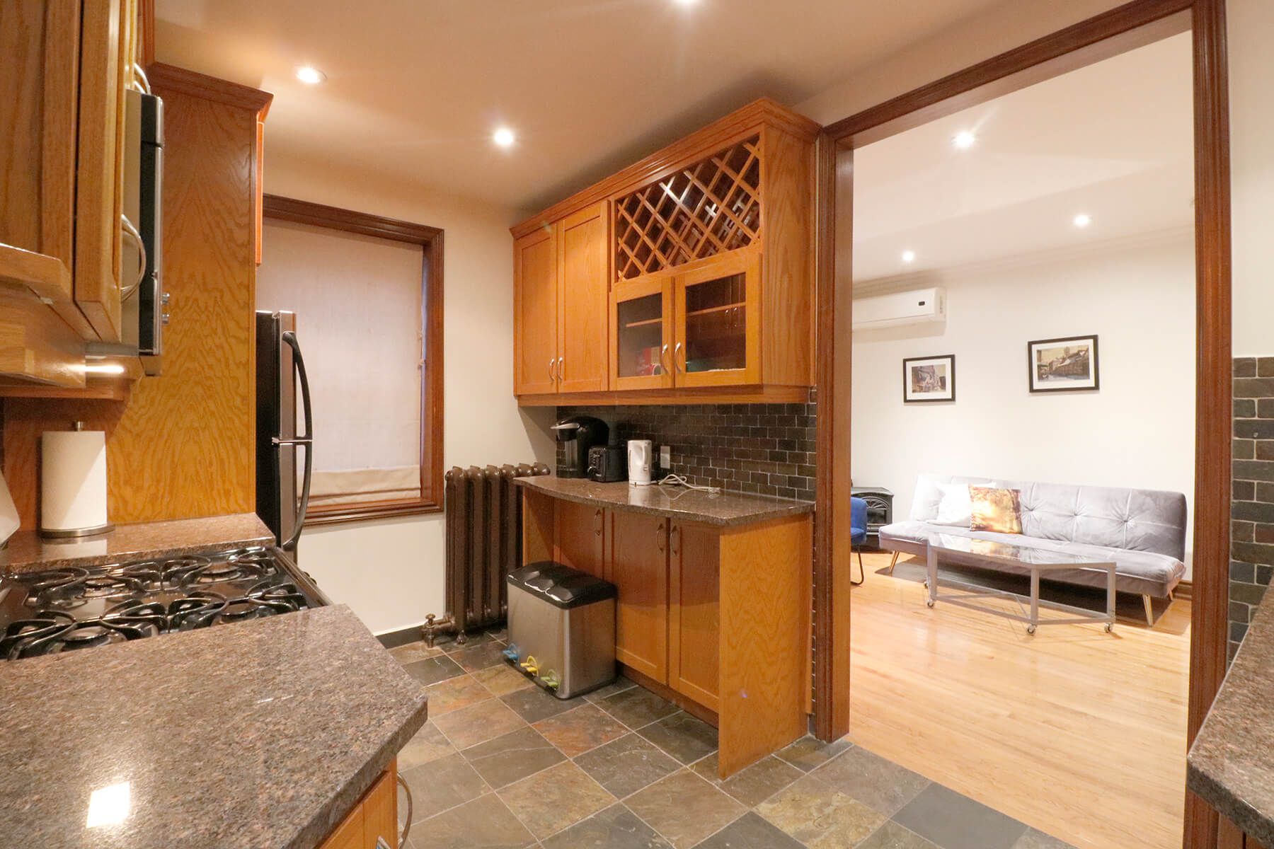 510 Jarvis Street 4