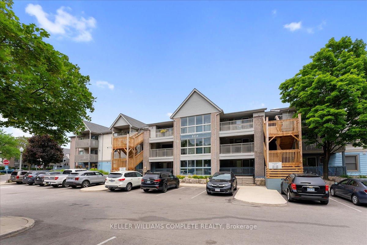 2 Bedrooms Condo at 2010 CLEAVER, Burlington For sale