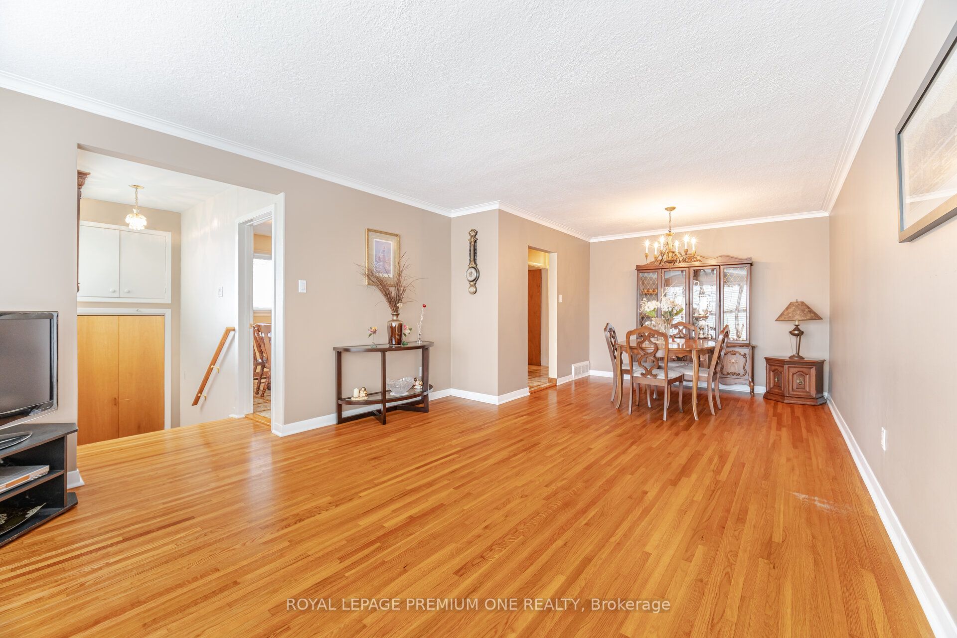 128 Hullmar Drive