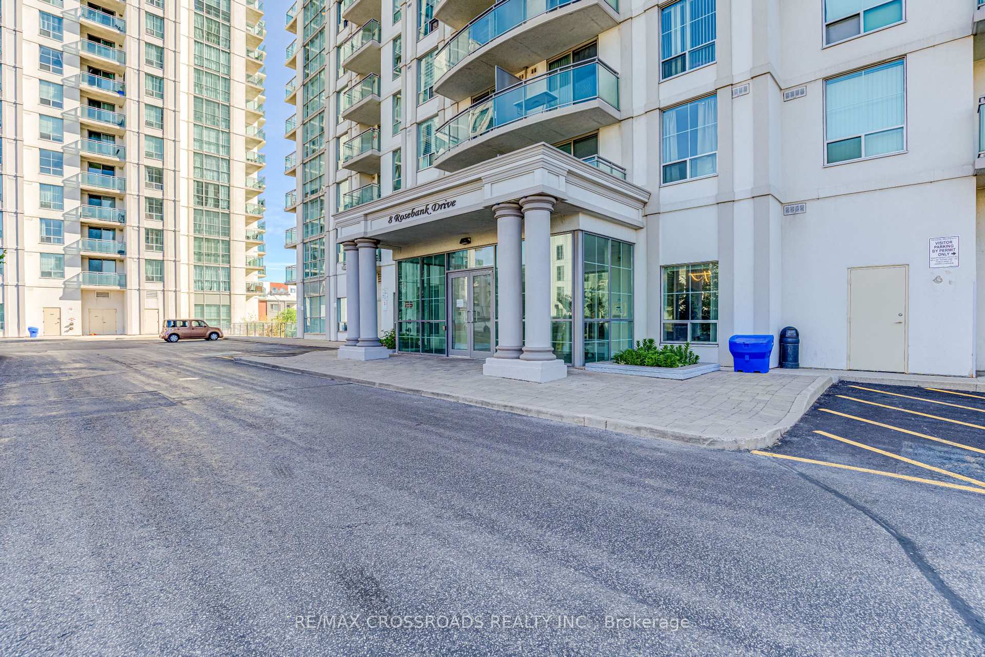 2 Bedrooms Condo at 8 Rosebank, Toronto For sale