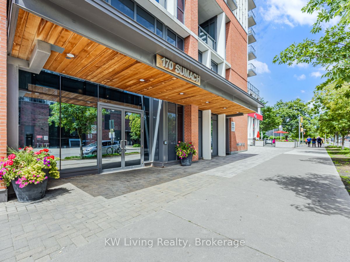 170 Sumach Street, #1402