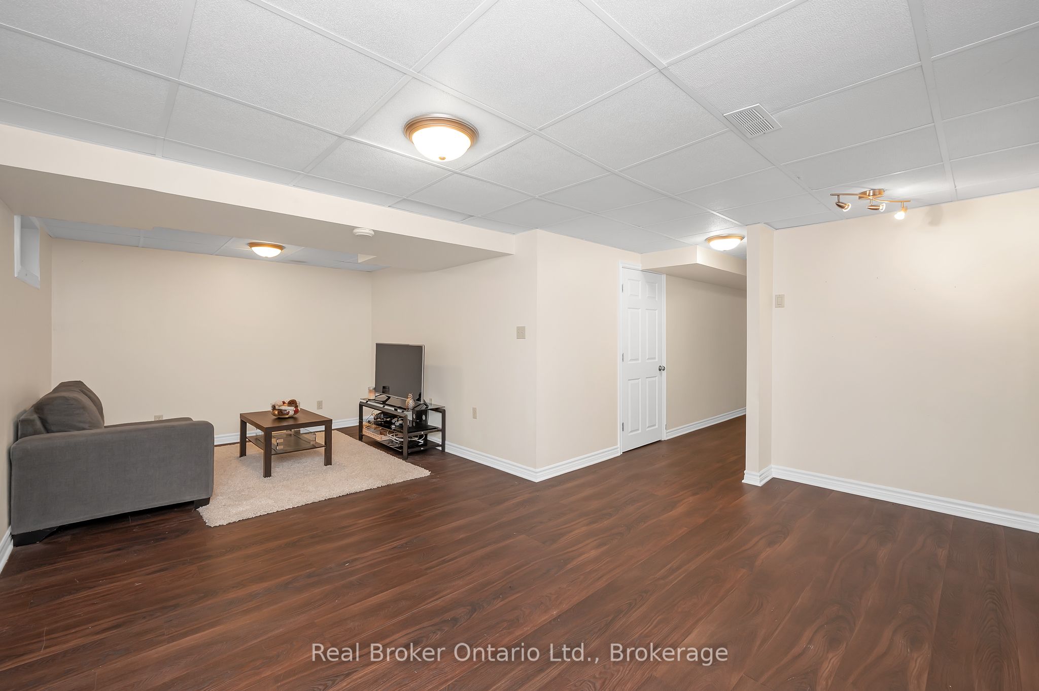 353 Macintosh Drive