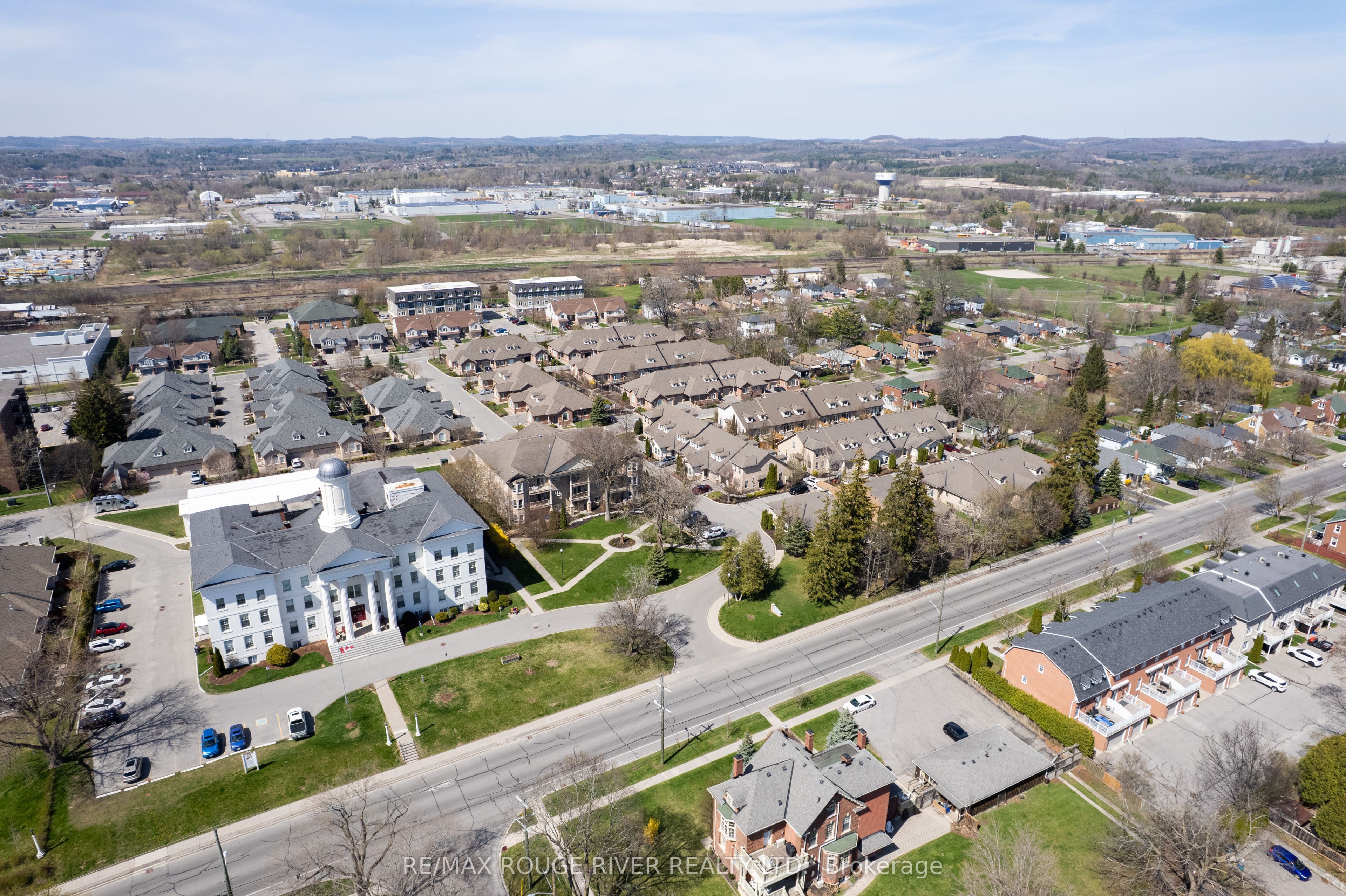 #403 - 120 Universtiy Avenue, Cobourg, ON K9A 0A9