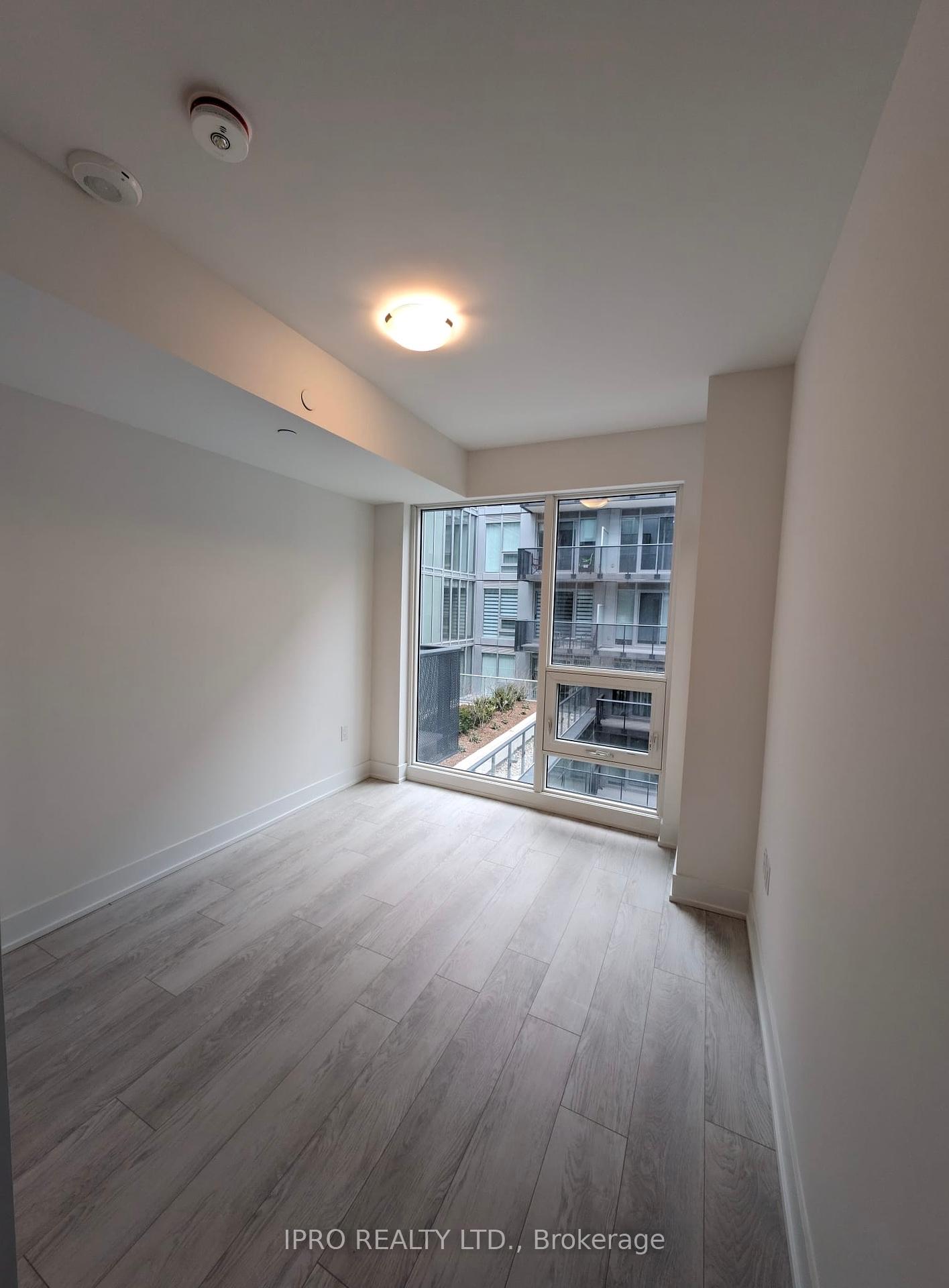 1 Bedroom Condo at 2450 Old Bronte, Oakville For sale